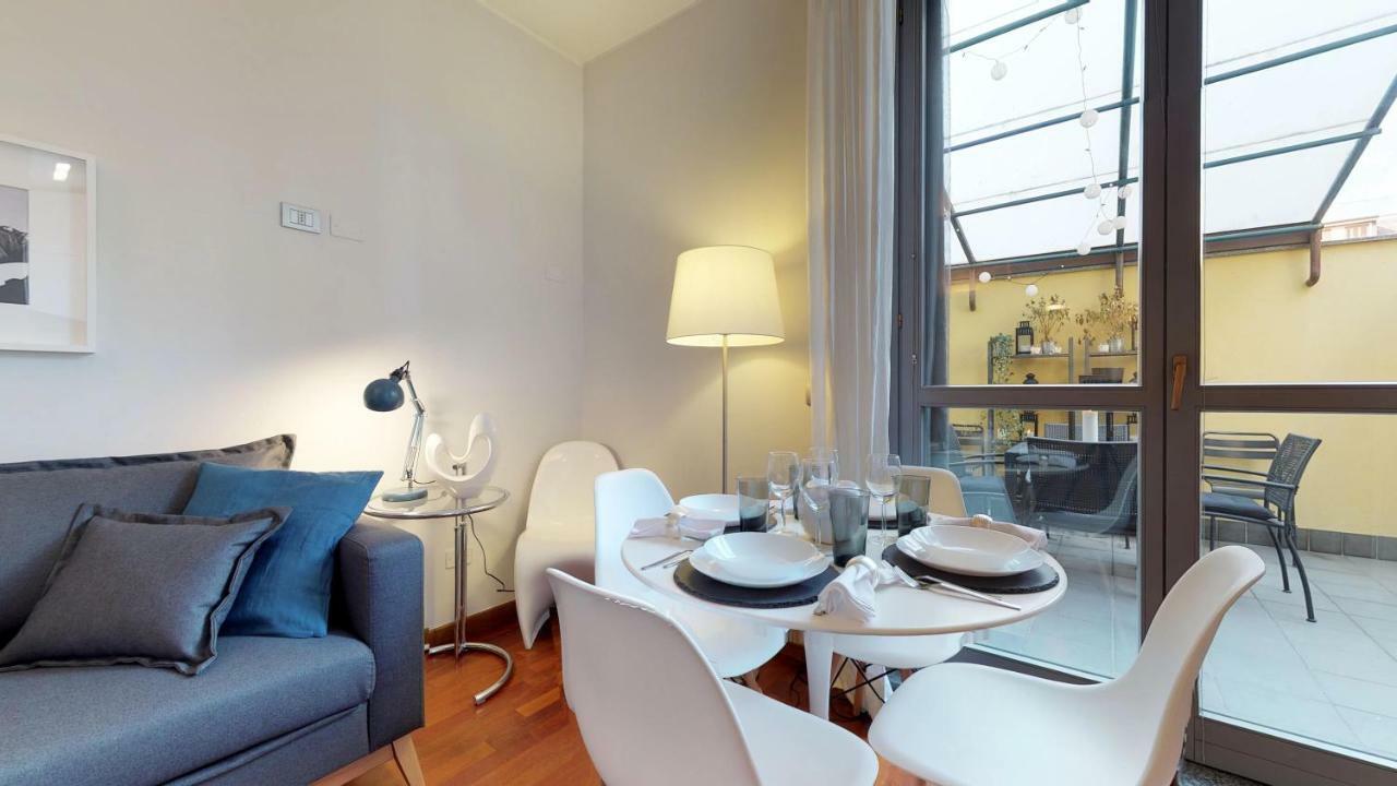 Design Apartment Near Duomo Square Milan Extérieur photo